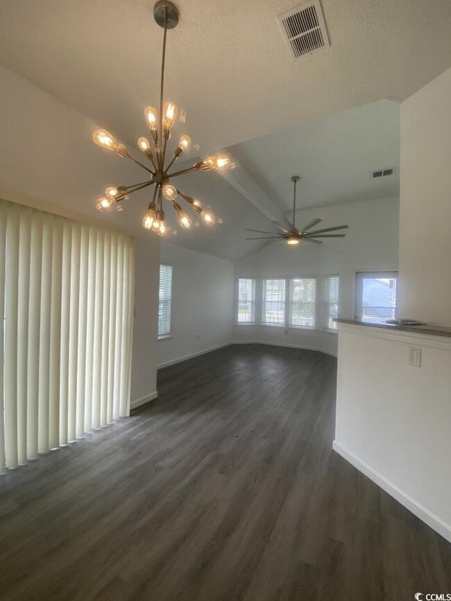 Photo - 130 Whitehaven Ct