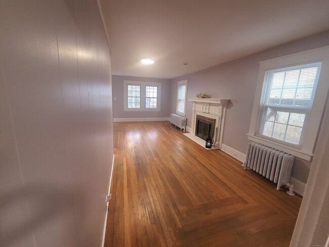 Photo - 12 Division St Unit A