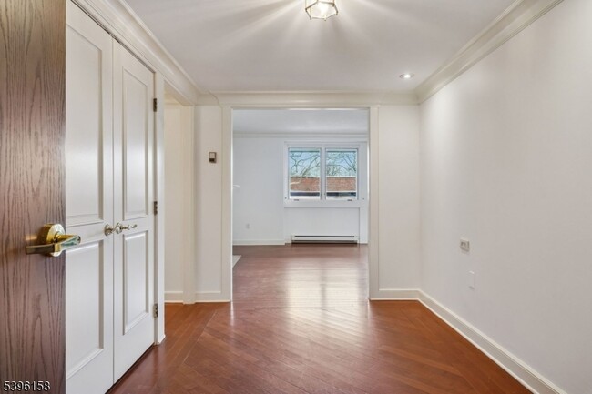 Photo - 1 Euclid Ave Unit 5B