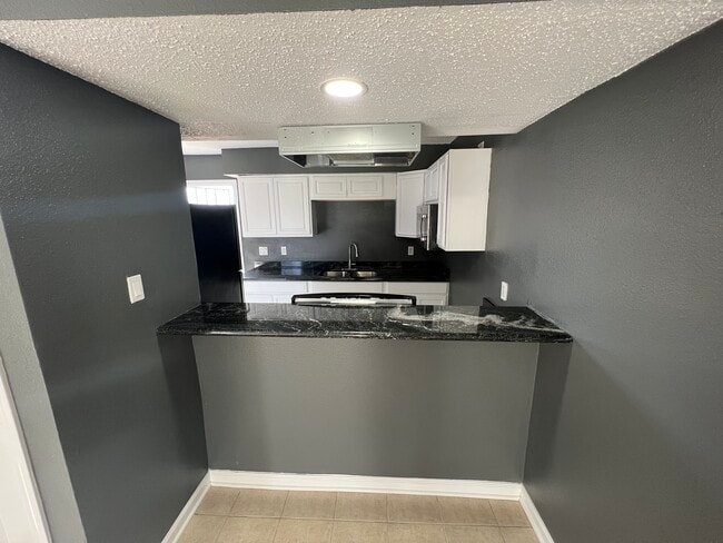 Photo - 520 Revere Dr Unit A