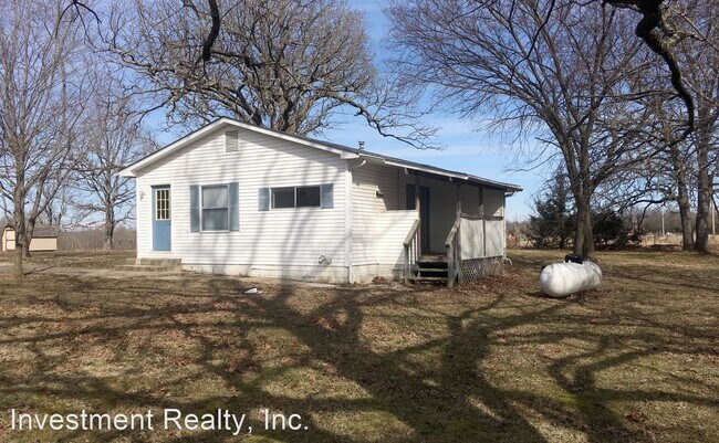 Photo - 2 br, 1 bath House - 25475 Richard Dr