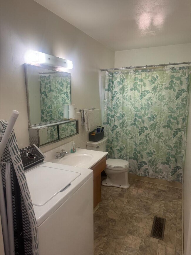 Photo - 1220 Sage Ave