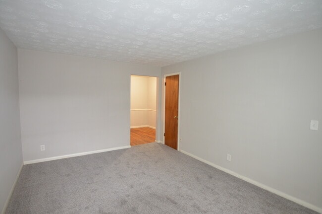 Photo - 6713 Highland Ave Unit 2