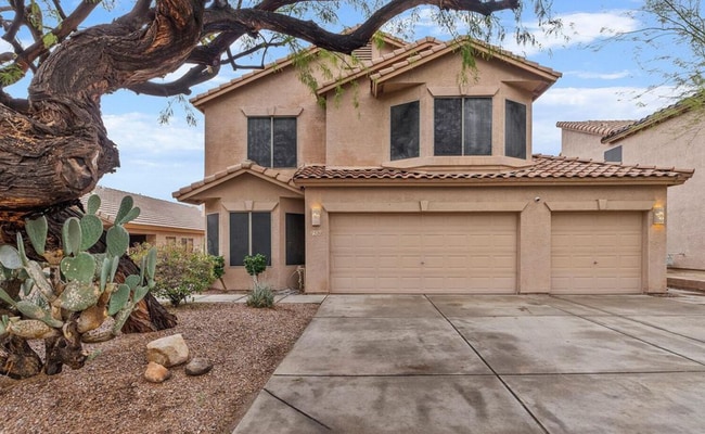 Building Photo - 7520 E Desert Vista Rd