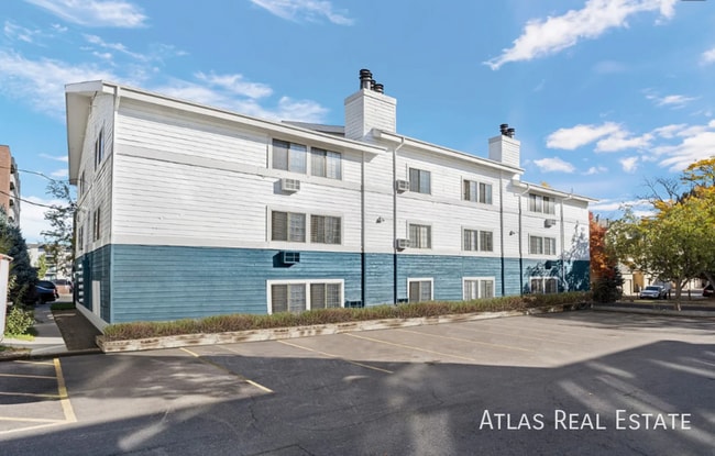 Photo - 951 S Dahlia St Unit 301