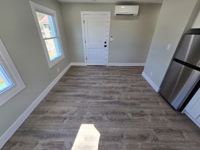 Photo - 15581 NY-28 Unit 3