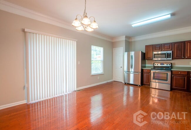 Photo - 6764 Blackstone Pl