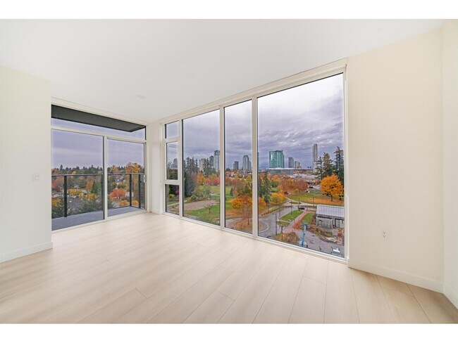 Photo - 13572-1398A 98a Ave Unit 808