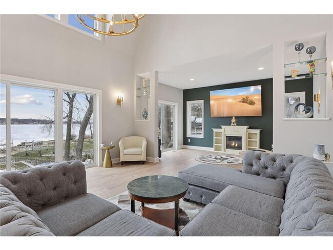 Photo - 441 Park Ave