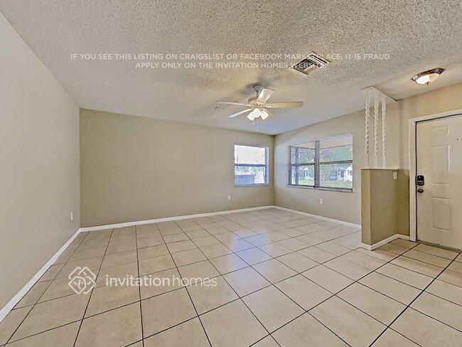 Photo - 555 Freeport Ave N