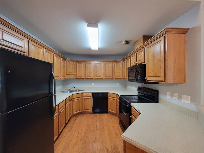 Photo - 1659 Quazar Rd
