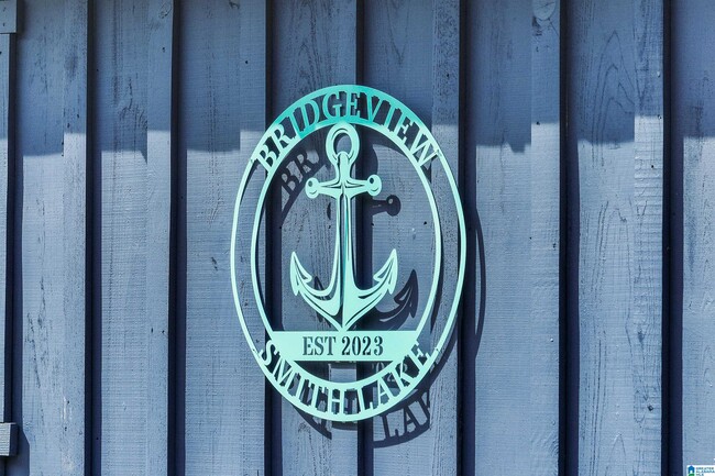 Photo - 346 Bridgeview Rd