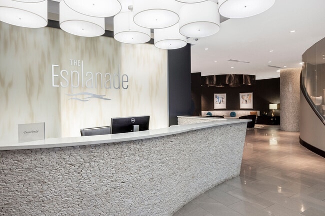 Photo - Esplanade at National Harbor