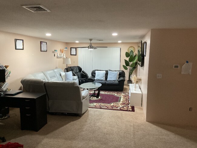 181 Littleton Rd