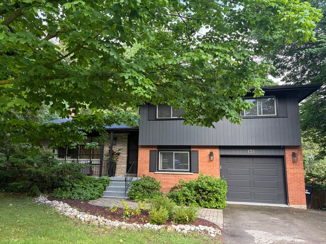 Building Photo - 131 Renaud Dr