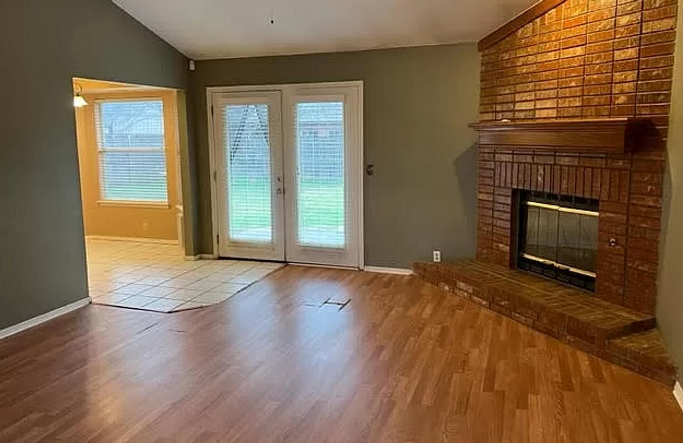 Photo - Spacious 3BD/2BTH In Yukon