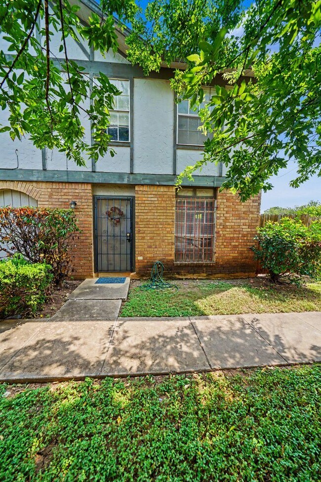 5216 Meadow Field Unit 1