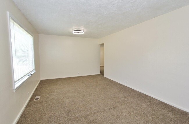 Photo - 1311 4th St N