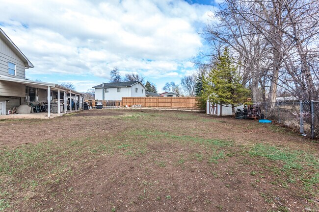 Photo - 1100 Skyline Dr