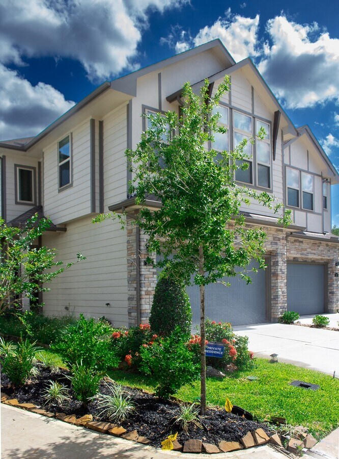 Photo - 206 Fulton Station Dr