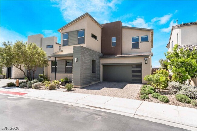 6933 Whisper Canyon Pl
