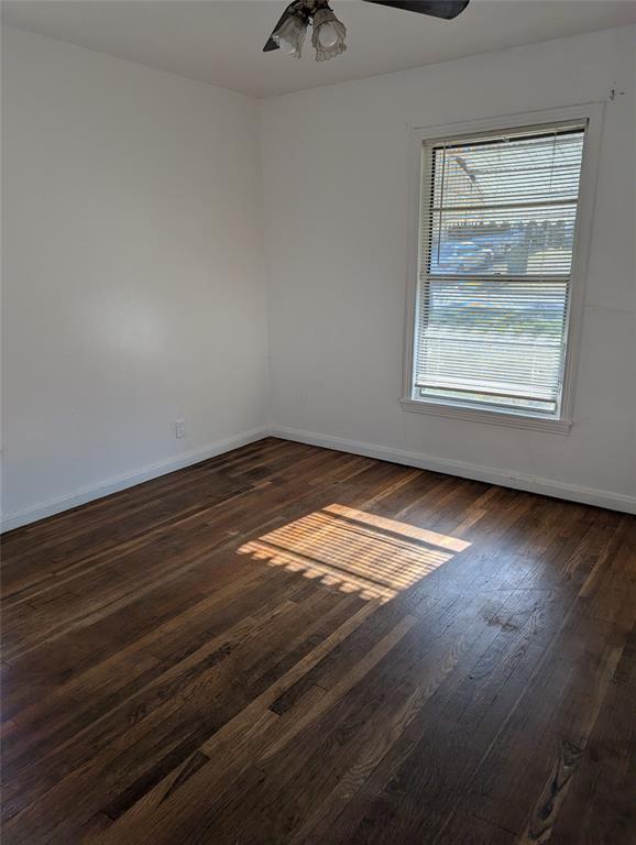 Photo - 1814 Davis St