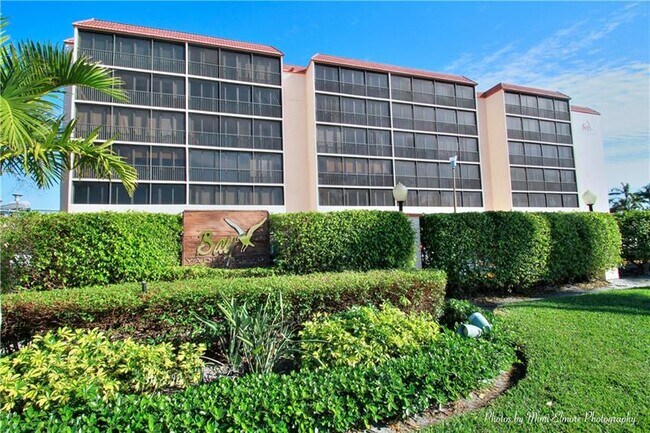 Building Photo - 740 S Federal Hwy Unit 214