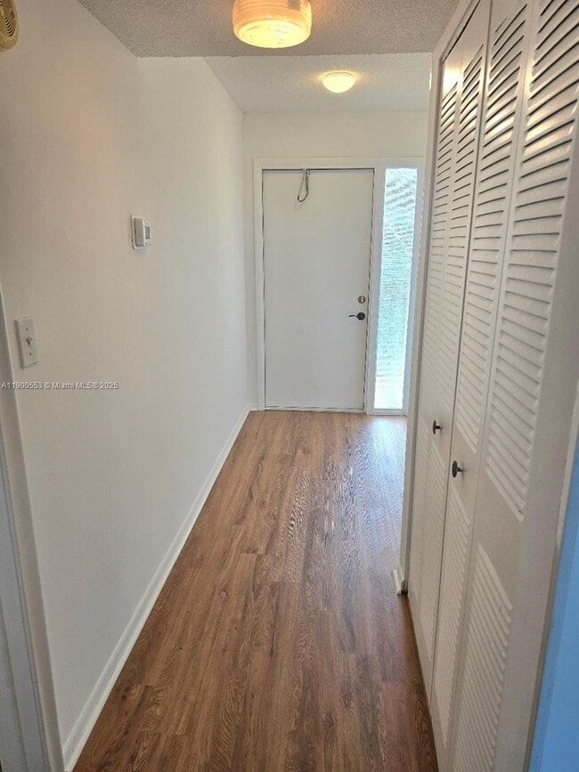Photo - 2571 Aragon Blvd Unidad 414