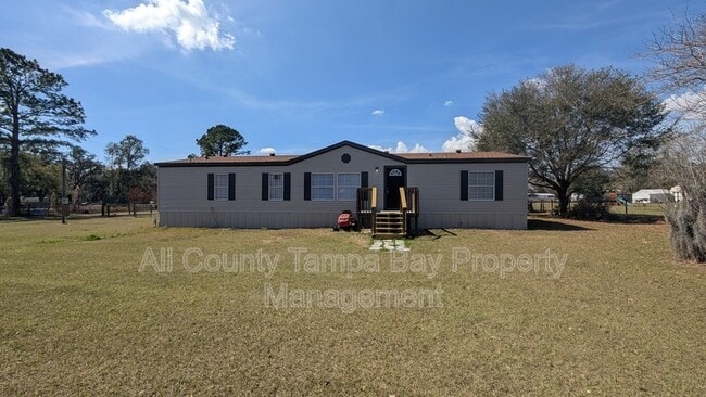 Building Photo - 3753 Oakwood Dr