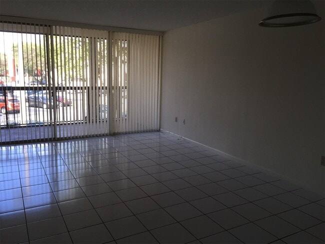 Photo - 10855 SW 112th Ave Unit 206