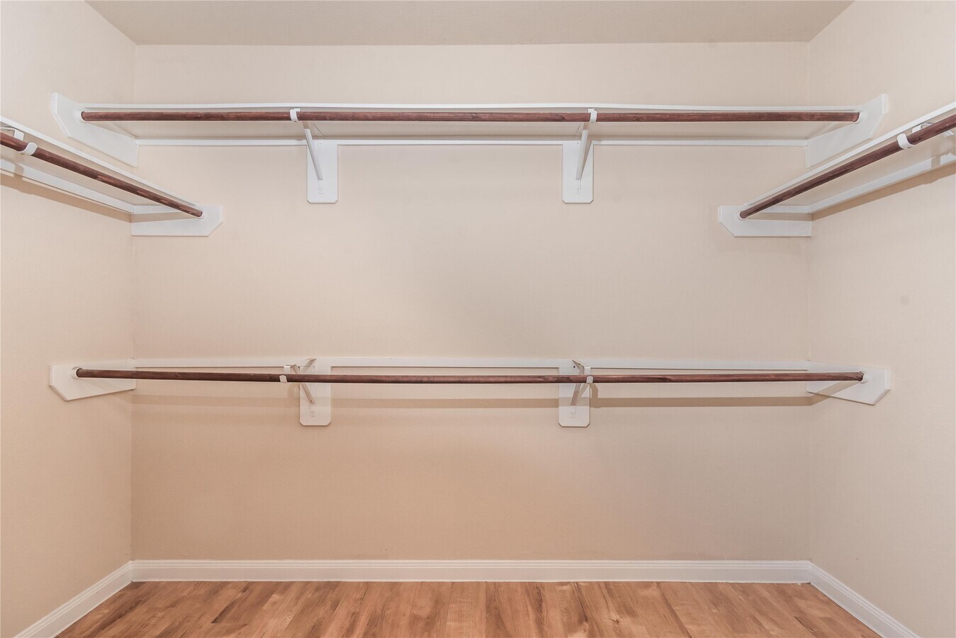 Photo - 3907 Cary Creek Dr