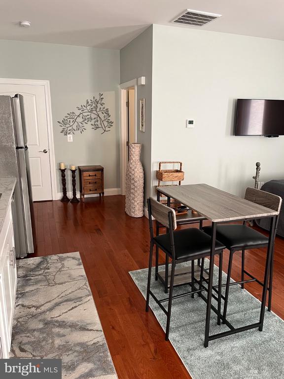 Photo - 23930 Brickhouse Farm Ln