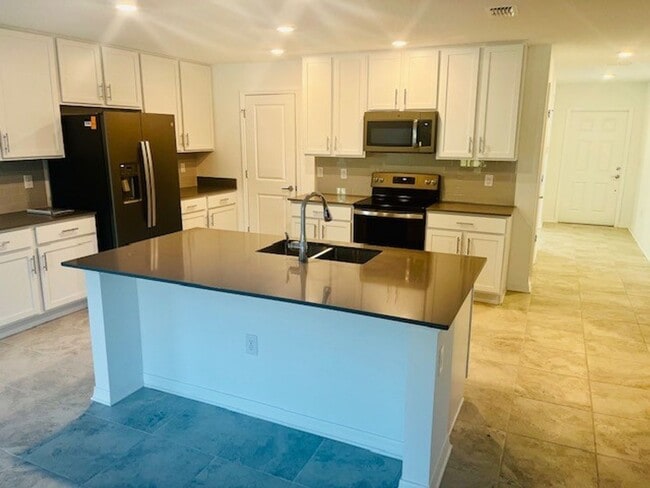 Photo - 1910 Birnham Wood Bnd