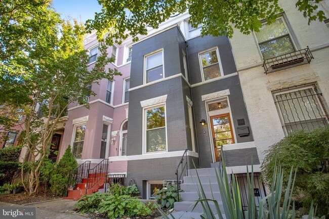 Photo - 34 V St NW Townhome