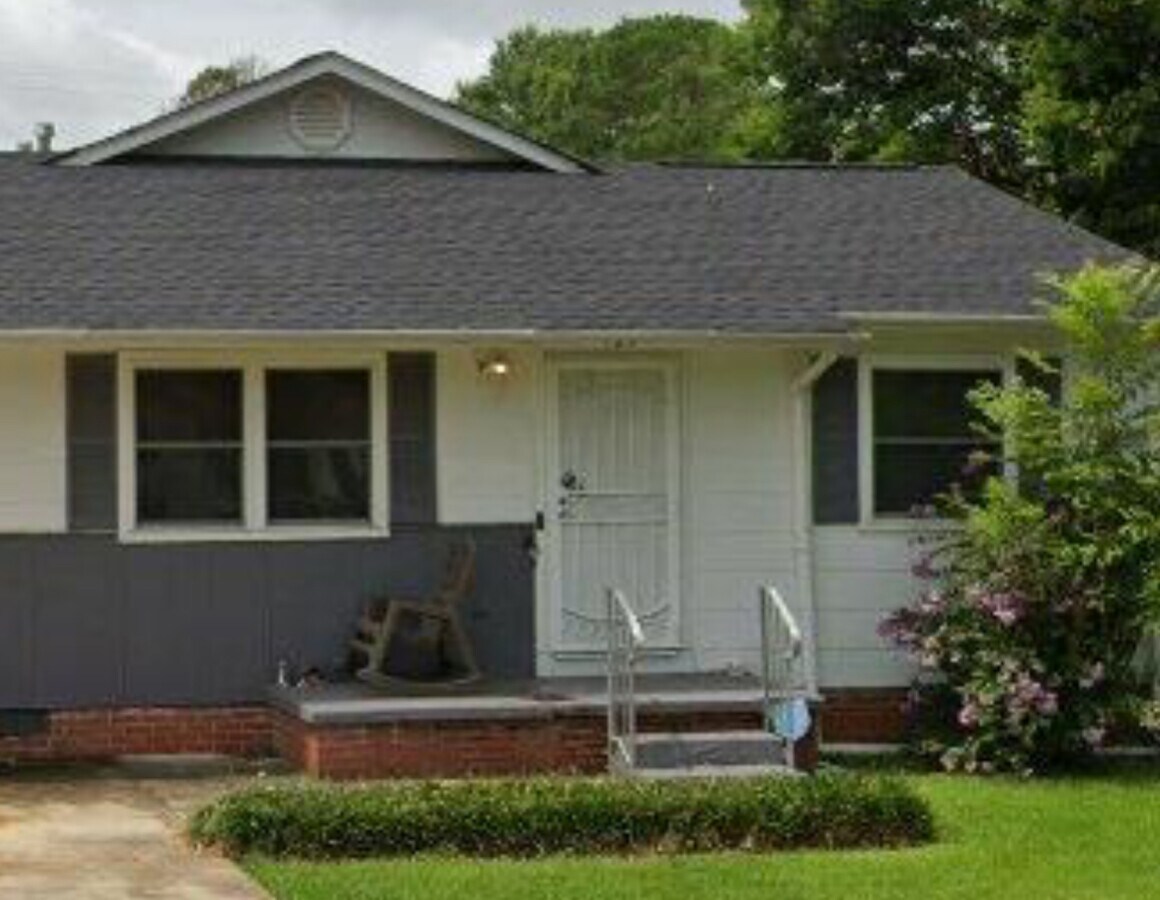 Photo - 123 Cypress Cir House