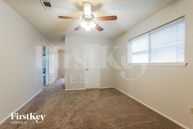 Photo - 6114 Knotty Post Ln House