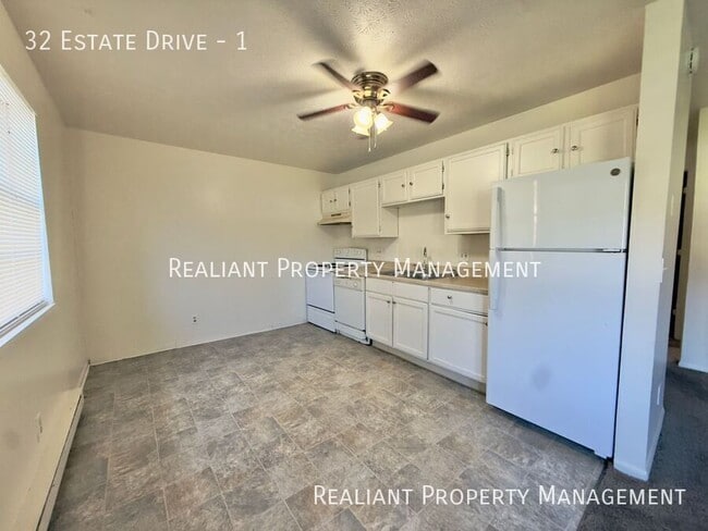 Photo - 32 Estate Dr Unit 1