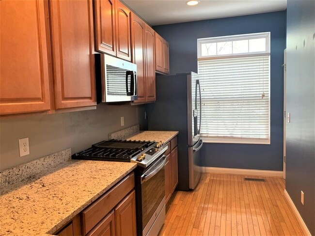 Photo - 2550 Cleinview Ave