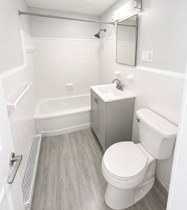 Photo - 13833 Cedar Rd