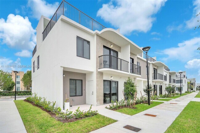 Building Photo - 14506 SW 261st St