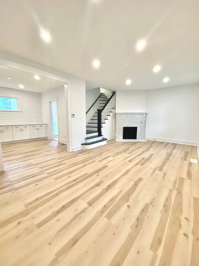 Photo - 25 Beecher Pl