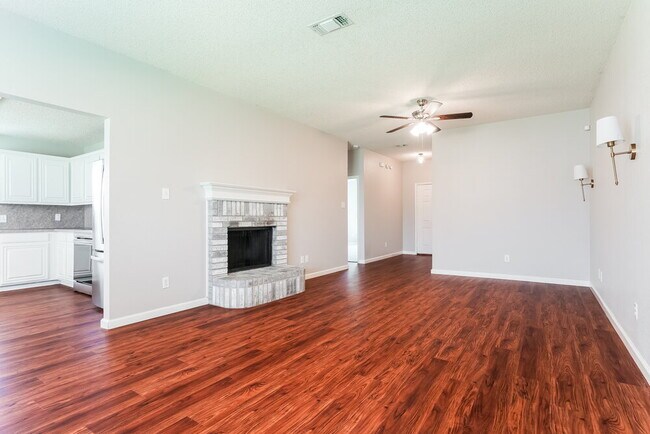 Photo - 4616 Wheatland Dr
