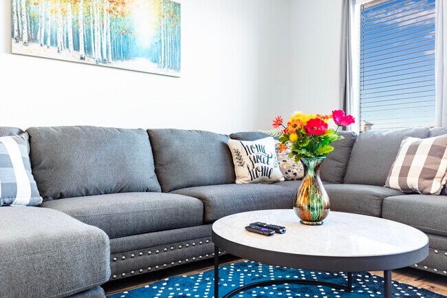 Photo - 1616 Helmoken Falls Dr