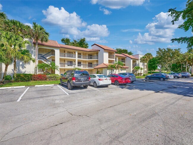 10143 Mangrove Dr Unit 303