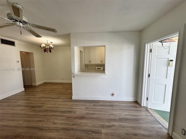 Photo - 2219 Polk St Unit 4B