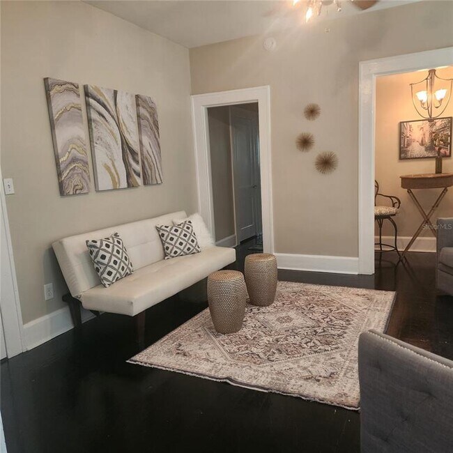 Photo - 2014 Jackson St N Unit 7