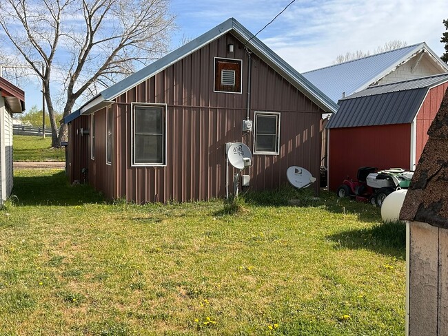 Photo - 1 Bed, 1 Bath house in Belt