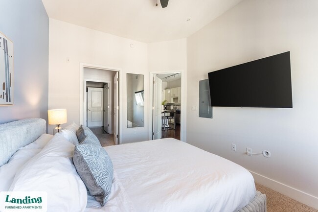 Photo - 480 N Orange Ave Unidad 613.1411635