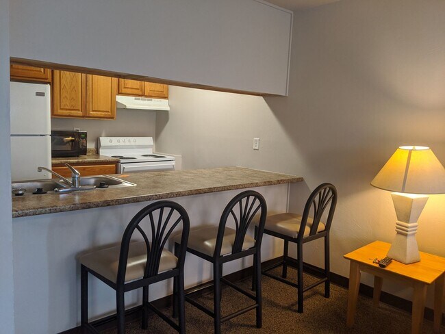 Photo - 205 Stoughton