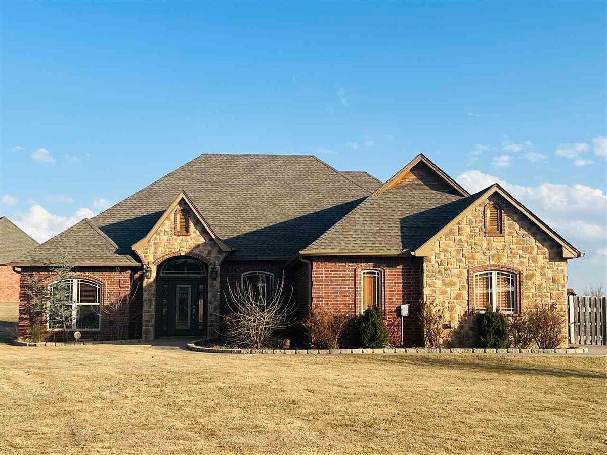 Photo - 1004 Waverly Way